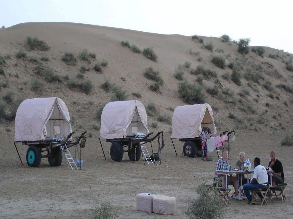 Unusual Places To Stay - Camel Caravan
