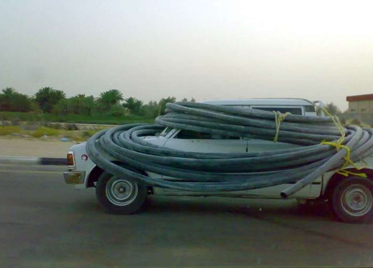 Transporting Poly Pipes By Car