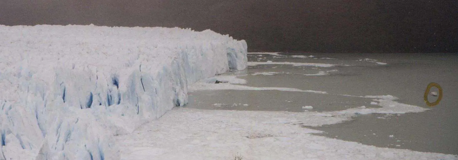 Perito Moreno 1 | Air Travel | Perito Moreno Glacier In Argentina - A Great Place To Chill Your Six Pack Of Beer | Argentina, Glaciers, Patagonia, Perito Moreno Glacier, South America | Author: Anthony Bianco - The Travel Tart Blog