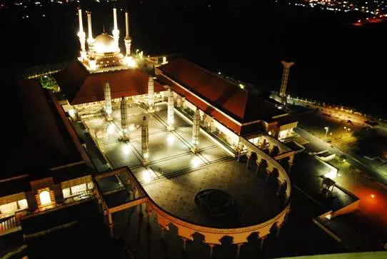 Mesjid Besar Mosque Semarang | Semarang | Mesjid Besar - The Grand Mosque, Semarang, Indonesia | Semarang | Author: Anthony Bianco - The Travel Tart Blog