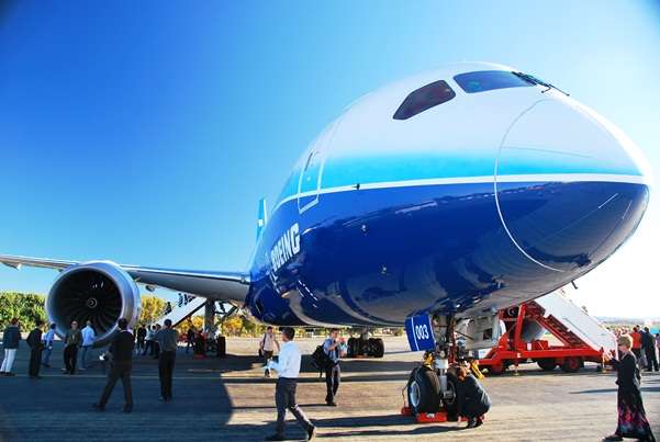 Dreamliner Pictures