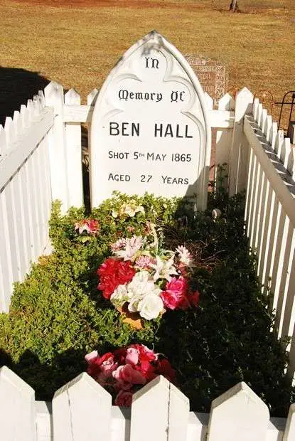 Ben Hall Bushranger Grave Forbes