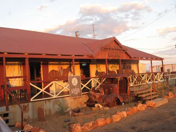 Pub Crawl | Australia Travel Blog | Pub Crawl Time - Where The Hell Is Quamby? Somewhere In Outback Australia! | Australia Travel Blog | Author: Anthony Bianco - The Travel Tart Blog