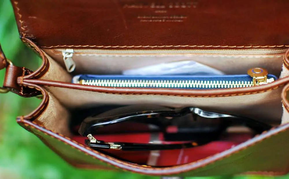 Inside Women's Bags