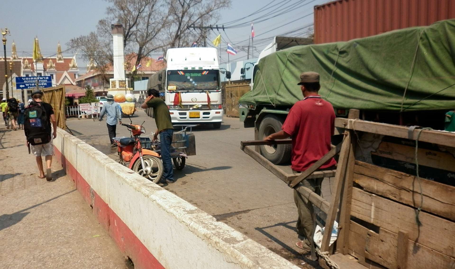 Border Crossings Around The World