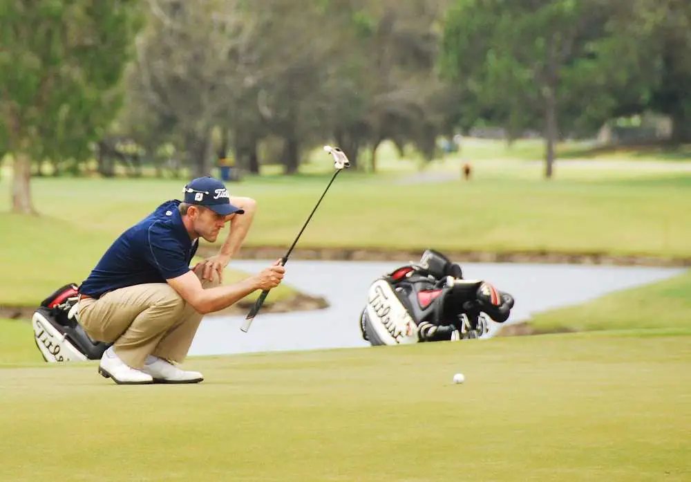 Golfling Green Slope | Golf Buggy | Golf Jokes, Quotes, Sayings, Humour, Expressions, Insults And Puns For The Bad Golfers Out There - Which Is Most Of Us! | Golf Buggy | Author: Anthony Bianco - The Travel Tart Blog