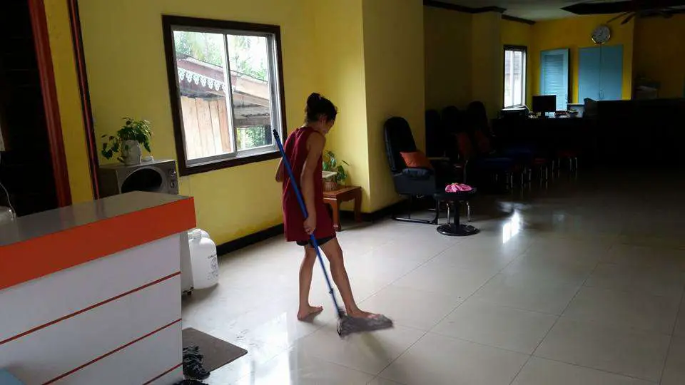 Thai Cleaning | Thailand Travel Blog | Cleaning Services For Home - Thai Style! | Cleaning Services, Home Cleaning, Thailand, Toilet Cleaning | Author: Anthony Bianco - The Travel Tart Blog