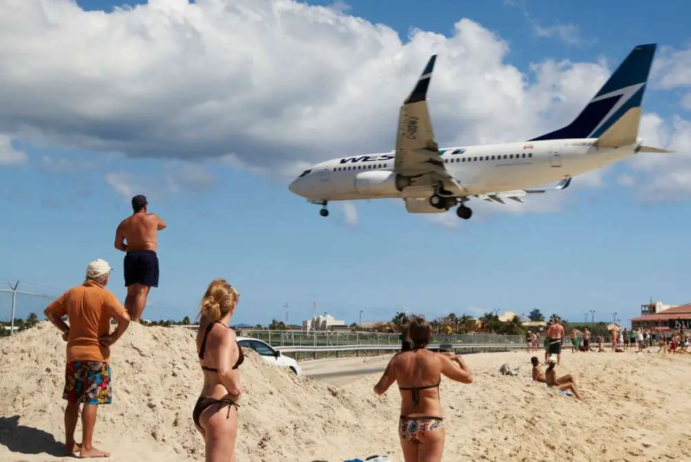 Scariest Airports In The World