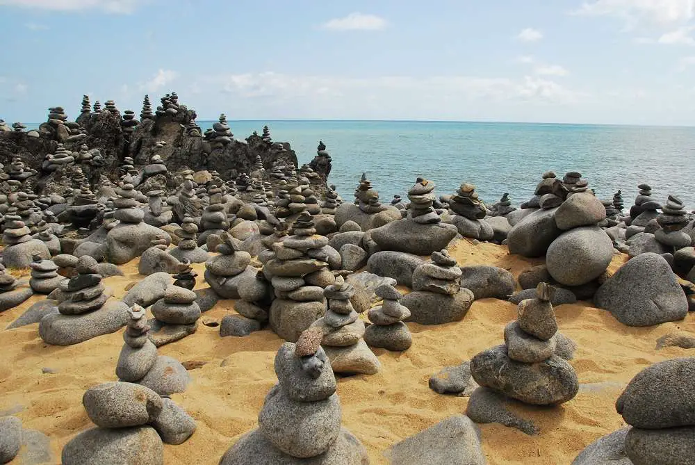 Balancing Rocks | Vietnam Travel Blog | Balancing Rocks - The Gatz Rock Piles! | Balancing Rocks, Balancing Rocks Art, Balancing Rocks Cairns, Cairns, Cairns To Port Douglas, Captain Cook Highway, Far North Queensland, Gatz Rock Piles, Rock Formations, Rock Formations In Australia, Rock Piles, Rock Stacking, Rocks For Landscaping, Wangetti Beach | Author: Anthony Bianco - The Travel Tart Blog