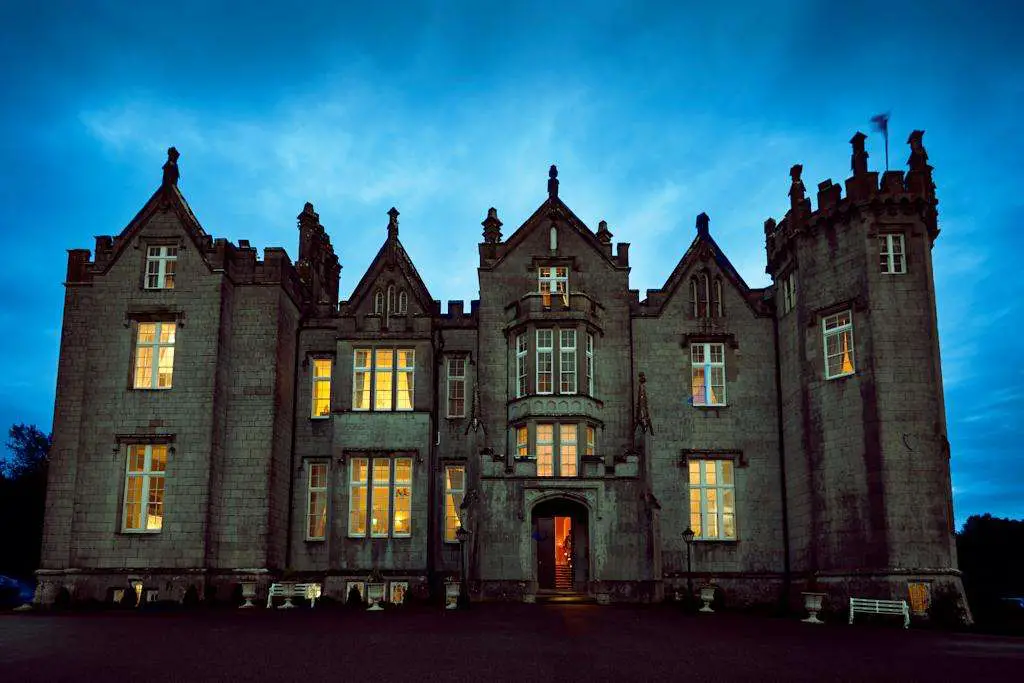 Kinnitty Castle