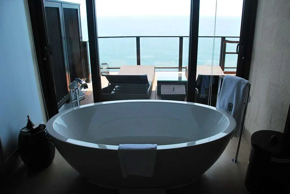 Luxury Bathrooms